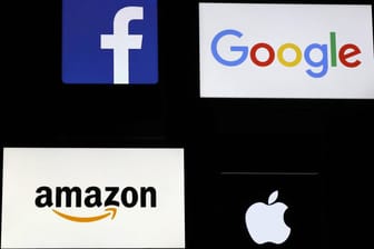 Logos von Facebook Google, Amazon und Apple: Die EU plant eine Steuer für Digitalkonzerne. Die Länder können sich aber nicht einigen.