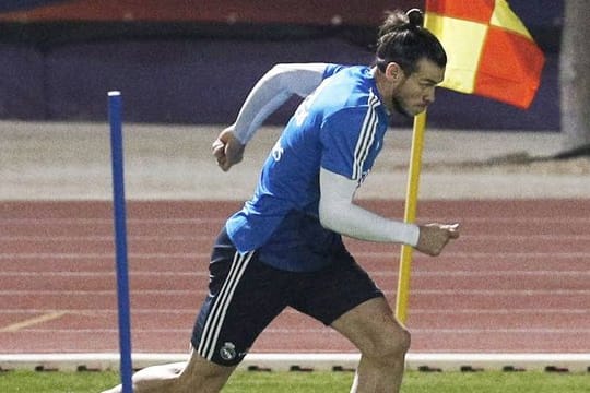 Real Madrids Star Gareth Bale beim Training in Abu Dhabi.