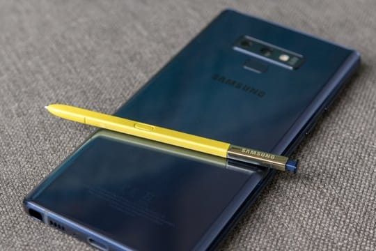 Auf Deutsch ist Bixby vorerst nur auf dem Galaxy Note 9 verfügbar.