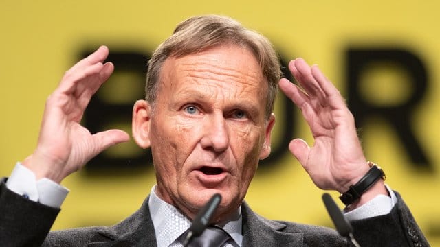 Hans-Joachim Watzke macht sich für einen sensiblen Umgang mit den Fußball-Fans stark.