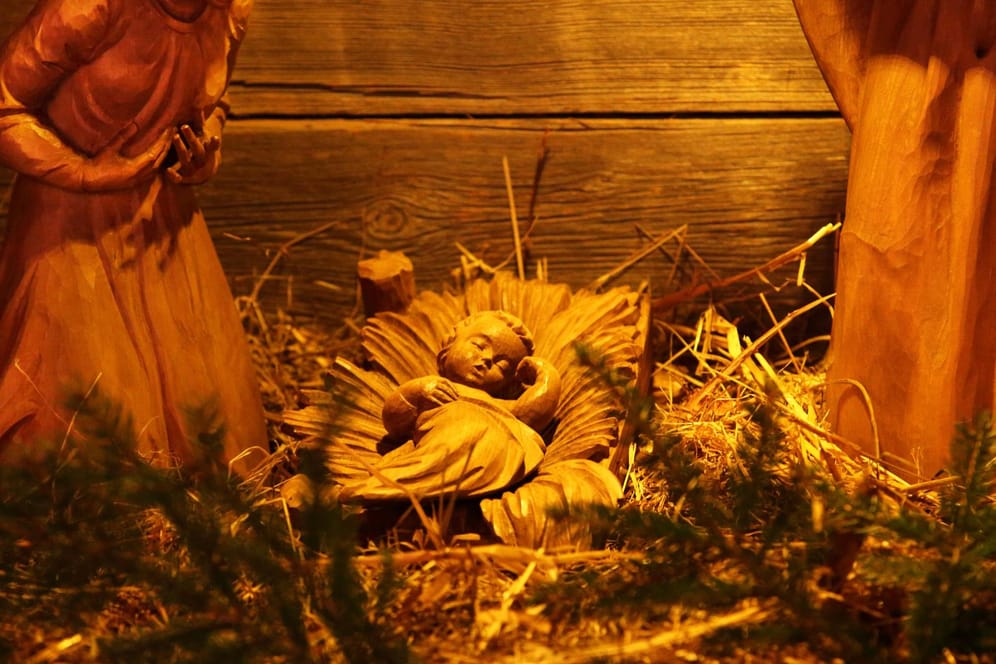 Das Jesuskind in der Krippe: Christen feiern an Weihnachten die Geburt des Heilands.