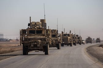 Konvoi der US-Armee in Syrien: Die USA bereiten offenbar einen Rückzug aus Syrien vor.