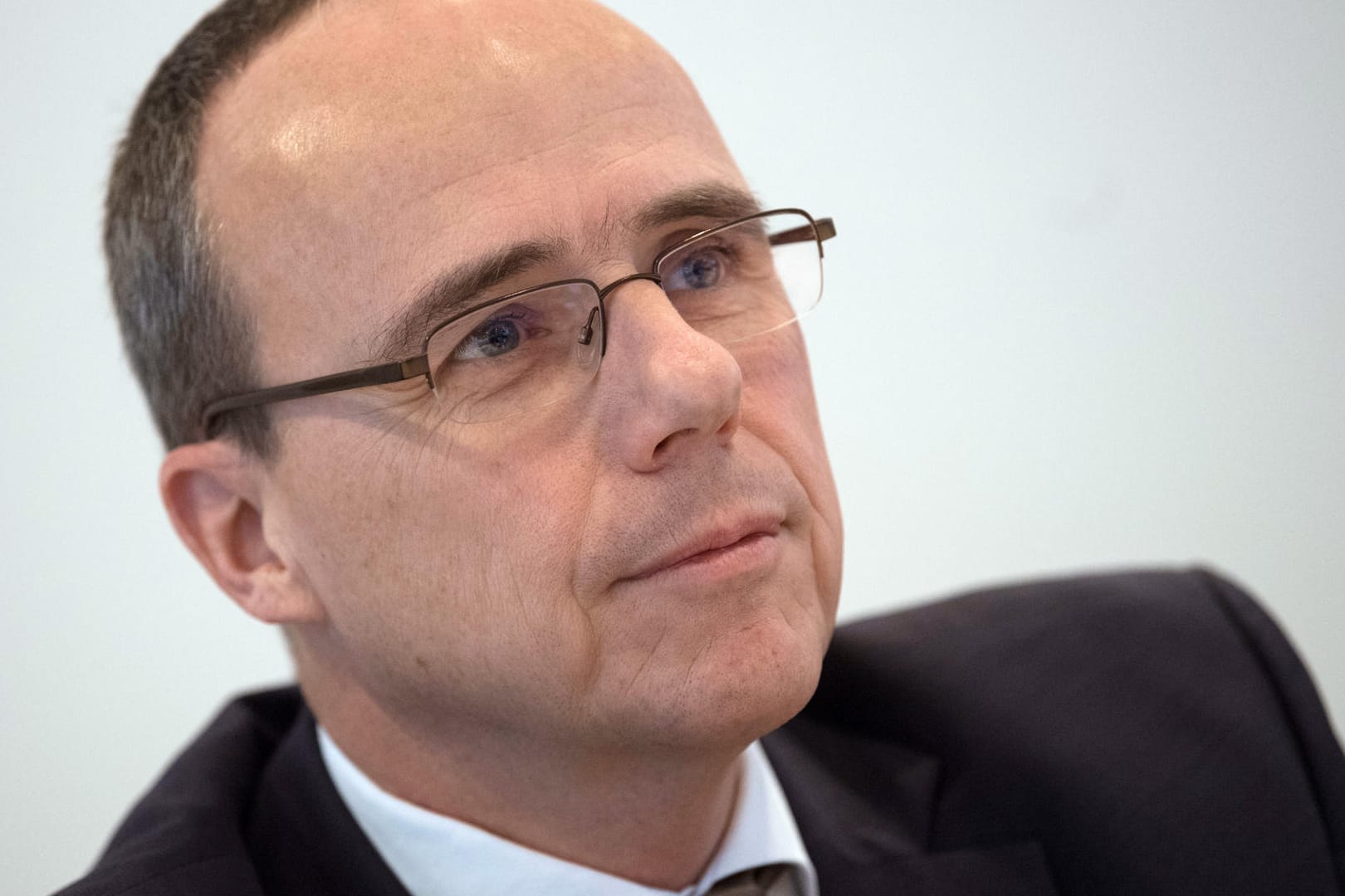 Peter Beuth (CDU): Hessens Innenminister gerät in der Affäre um mutmaßlich rechtsextreme Polizisten unter Druck.
