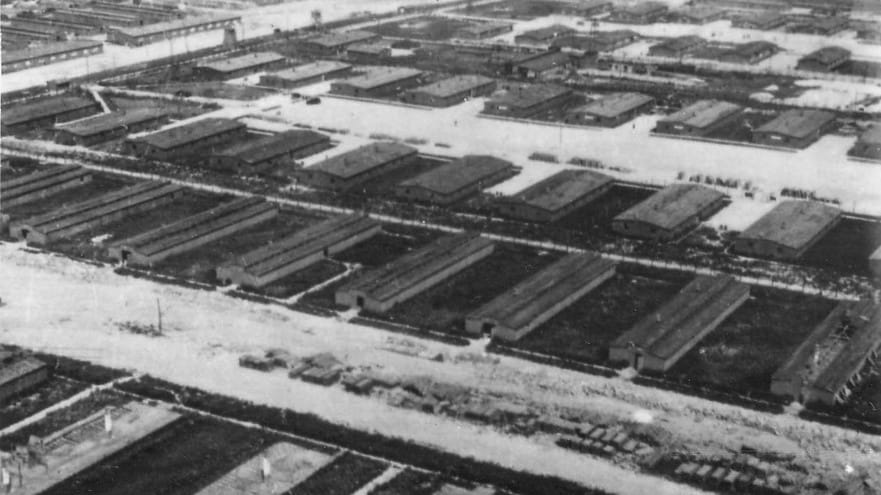 Luftbild des KZ Majdanek aus dem Jahr 1944: Zehntausende Menschen sind hier zwischen 1941 und 1944 ermordet worden. Luftbild des KZ Majdanek aus dem Jahr 1944: Zehntausende Menschen sind hier zwischen 1941 und 1944 ermordet worden.