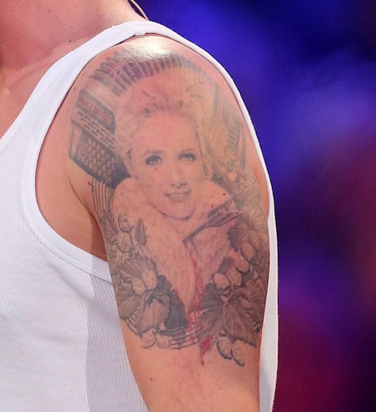 Für Helene legte er sich unter die Nadel: Das Tattoo trägt Florian seit 2011.
