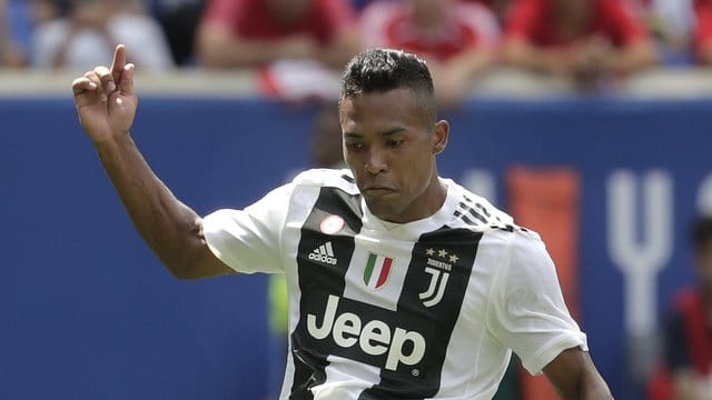 Abwehrspieler Alex Sandro hat seinen Vertrag bei Juventus Turin verlängert.