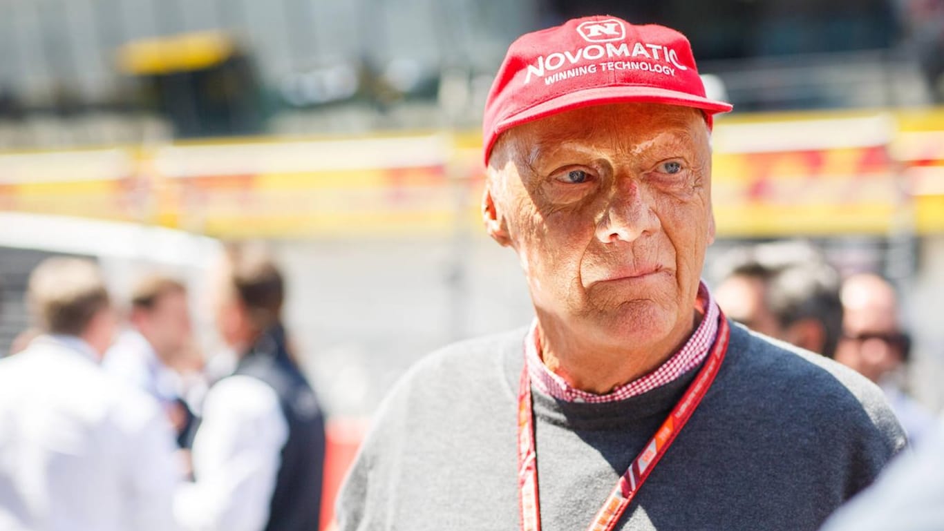 Befindet sich aktuell in der Reha: Niki Lauda. Befindet sich aktuell in der Reha: Niki Lauda.
