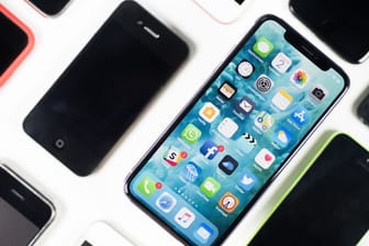 Nach einem Patentstreit mit Qualcomm muss Apple einige ältere iPhone-Modelle aus dem Handel nehmen.