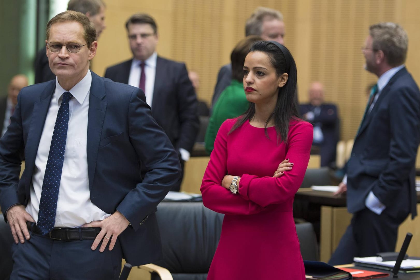 Sawsan Chebli mit Berlins regierendem Bürgermeister Michael Müller: Die Staatssekretärin für Bürgerschaftliches Engagement und Internationales wird immer wieder angefeindet.