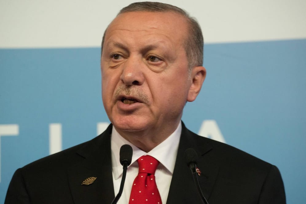 Recep Tayyip Erdogan: Der türkische Präsident hat die Offensive in Syrien verschoben.