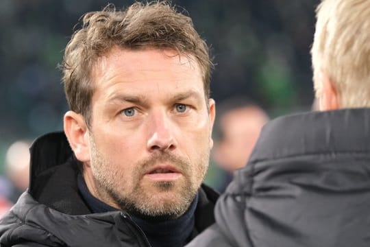 Trainer Markus Weinzierl trifft mit dem VfB Stuttgart auf seinen alten Club Schalke.