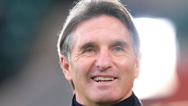Trainer Bruno Labbadia könnte bei einem Sieg beim FC Augsburg mit dem VfL Wolfsburg auf einem Europapokalplatz überwintern. Trainer Bruno Labbadia könnte bei einem Sieg beim FC Augsburg mit dem VfL Wolfsburg auf einem Europapokalplatz überwintern.