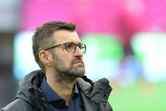 Der Nürnberger Trainer Michael Köllner glaubt noch auf den Aufschwung seines Teams.