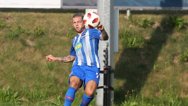 Alexander Esswein wechselt zunächst auf Leihbasis von Hertha BSC zum VfB. Alexander Esswein wechselt zunächst auf Leihbasis von Hertha BSC zum VfB.