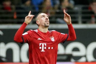 Franck Ribéry ist mit 35 Jahren und 259 Tagen der älteste Bayern-Spieler, dem zwei Tore in einem Spiel gelangen.