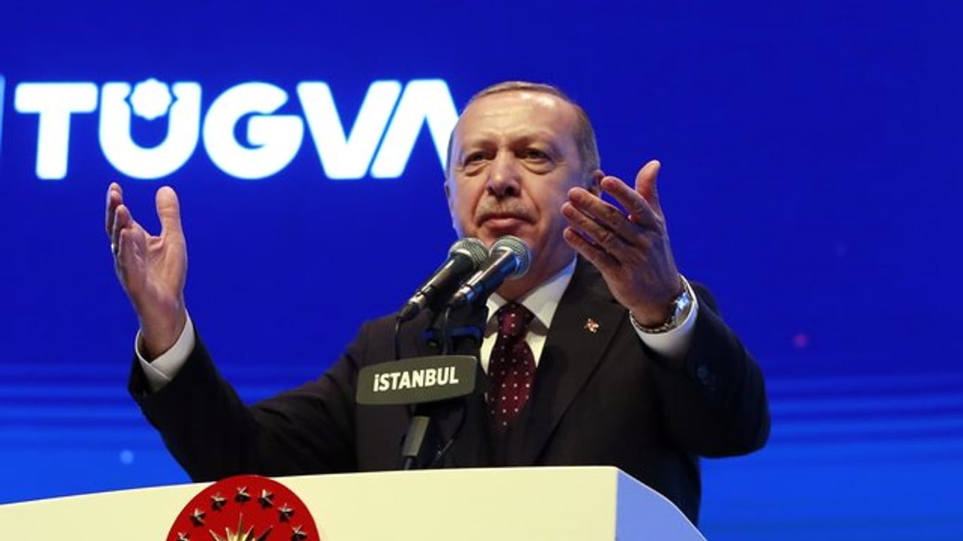 Der türkische Präsident Recep Tayyip Erdogan beschmipfte Israels Regierungschef Netanjahu als "Tyrannen".