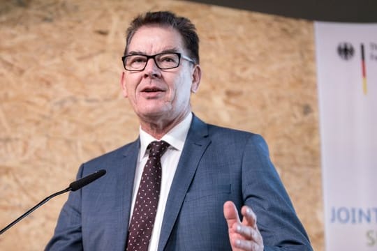 Entwicklungsminister Gerd Müller fordert mehr für die Entwicklung der afrikanischen Staaten zu tun.