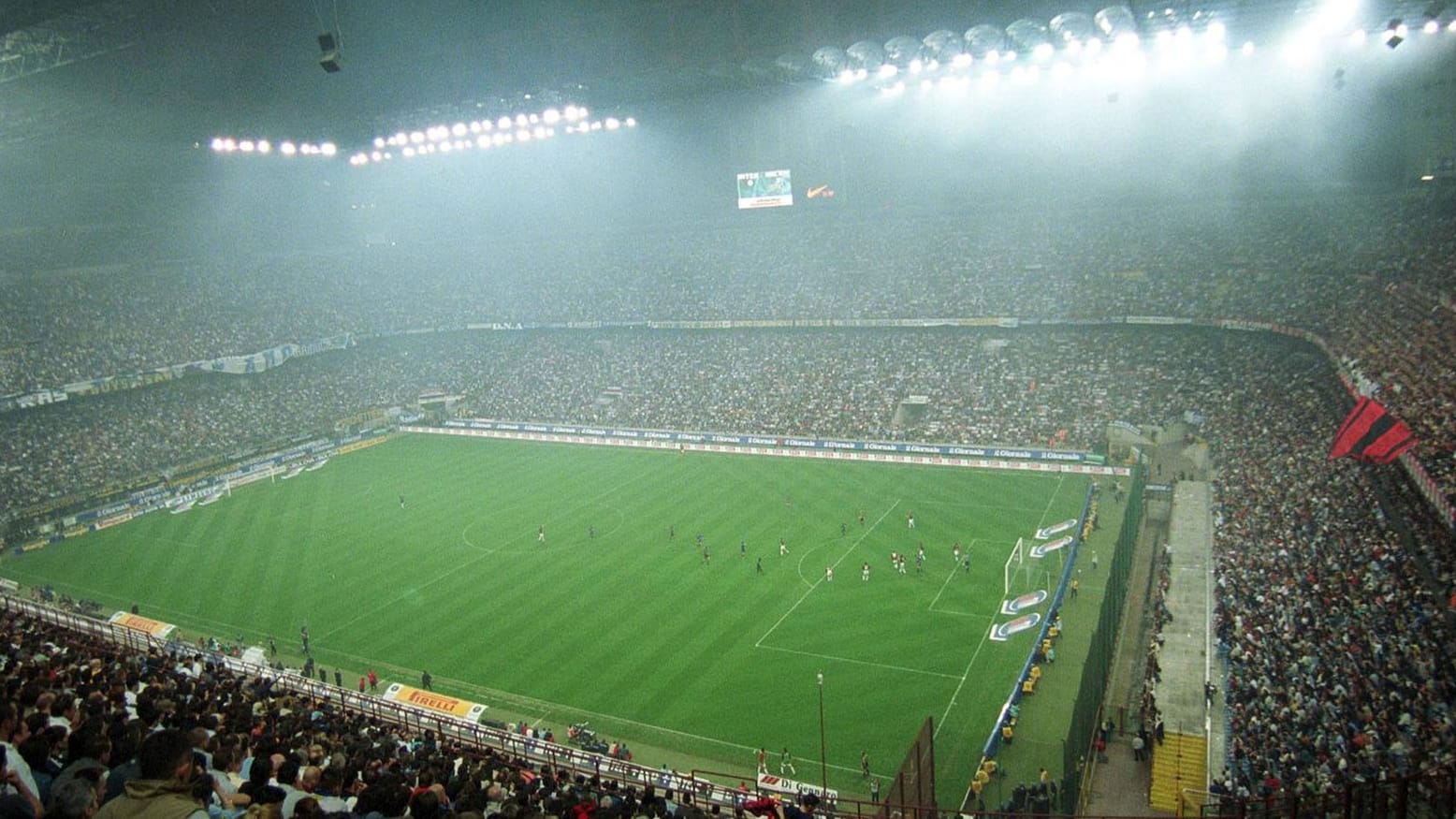 Die Milan-Fans haben im altehrwürdigen Giuseppe-Meazza-Stadion bereits viele mitreißende Europapokalspiele gesehen.