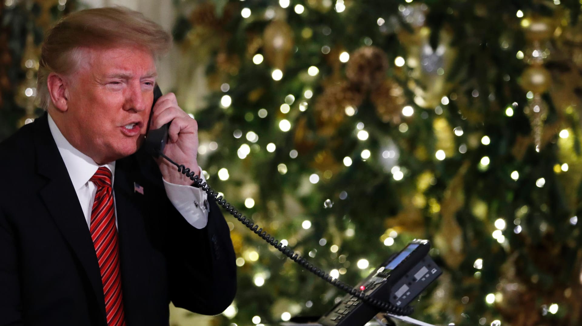 Donald Trump: Der US-Präsident telefonierte aus Anlass des Weihnachtsfests mit Kindern. Donald Trump: Der US-Präsident telefonierte aus Anlass des Weihnachtsfests mit Kindern.