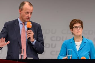 Friedrich Merz und Annegret Kramp-Karrenbauer: Die neue CDU-Vorsitzende hält es nicht für zwingend, dass Merz derzeit ein Ministeramt erhält.