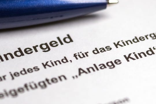 Mit mehr als 15 Millionen Beziehern von Kindergeld wird in diesem Jahr ein neuer Rekord erreicht. Mit mehr als 15 Millionen Beziehern von Kindergeld wird in diesem Jahr ein neuer Rekord erreicht.