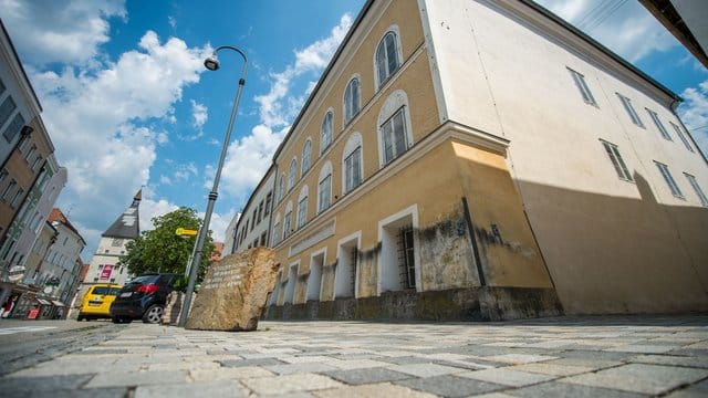 Das Geburtshaus von Adolf Hitler in Braunau am Inn.