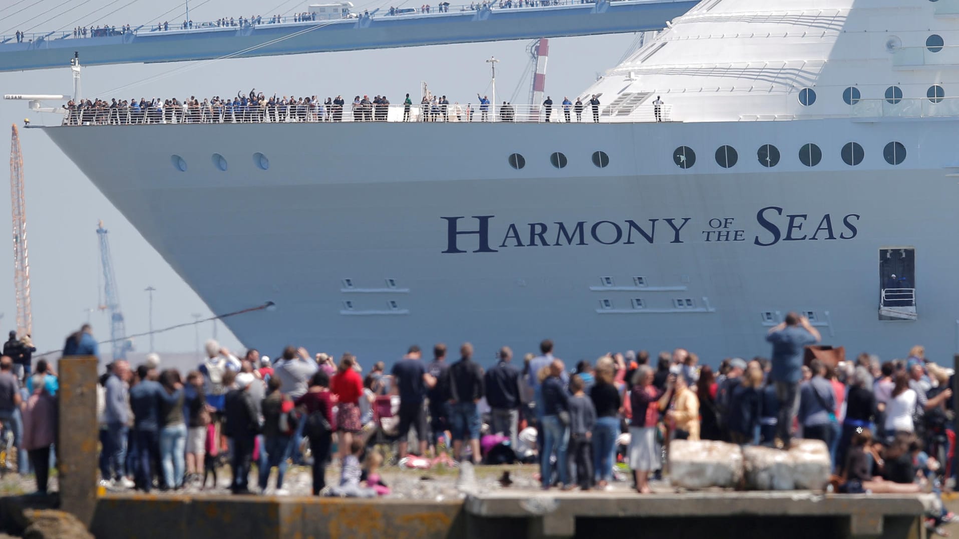 Harmony of the Seas: Arron Hough ging über Bord des Schiffes.