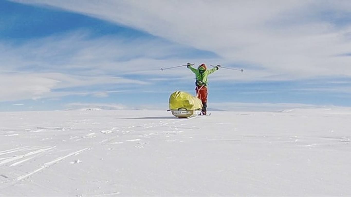 Als erster Mensch hat Colin O'Brady die Antarktis alleine und ohne Hilfe überquert.