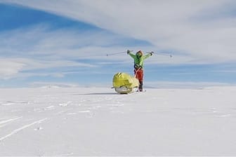 Als erster Mensch hat Colin O'Brady die Antarktis alleine und ohne Hilfe überquert.