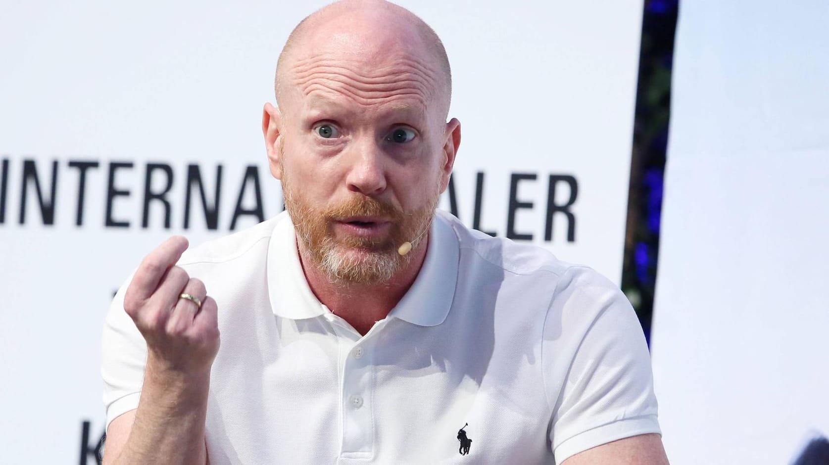 TV-Experte Matthias Sammer hat nach der Entlassung von Heiko Herrlich in Leverkusen die Führungsetage und die Profis der Werkself kritisiert.