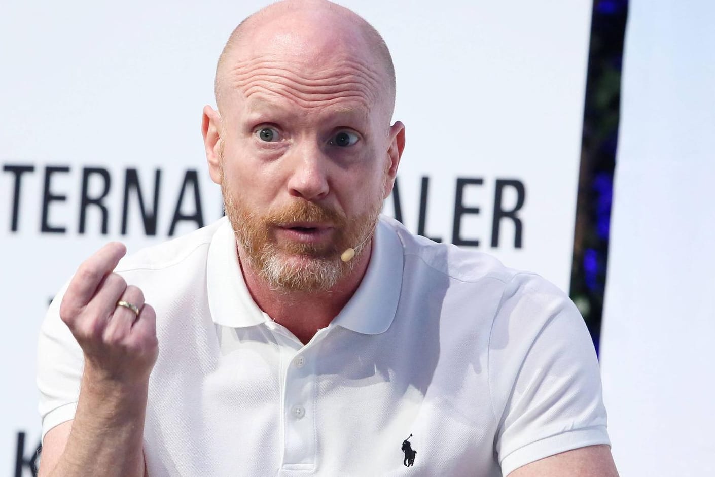 TV-Experte Matthias Sammer hat nach der Entlassung von Heiko Herrlich in Leverkusen die Führungsetage und die Profis der Werkself kritisiert.