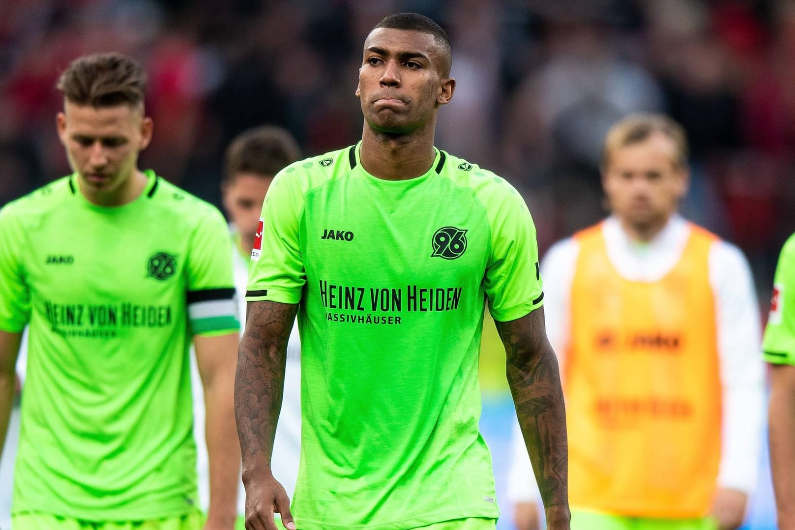 Hannover-Star Walace: Der Brasilianer sorgt mit einem Strandfoto für Fan-Ärger.