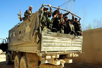 Syrische Soldaten in Ost-Ghuta.