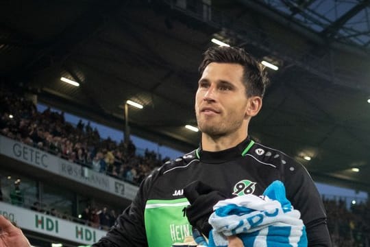 Torwart Philipp Tschauner geht auf Leihbasis zum FC Ingolstadt.
