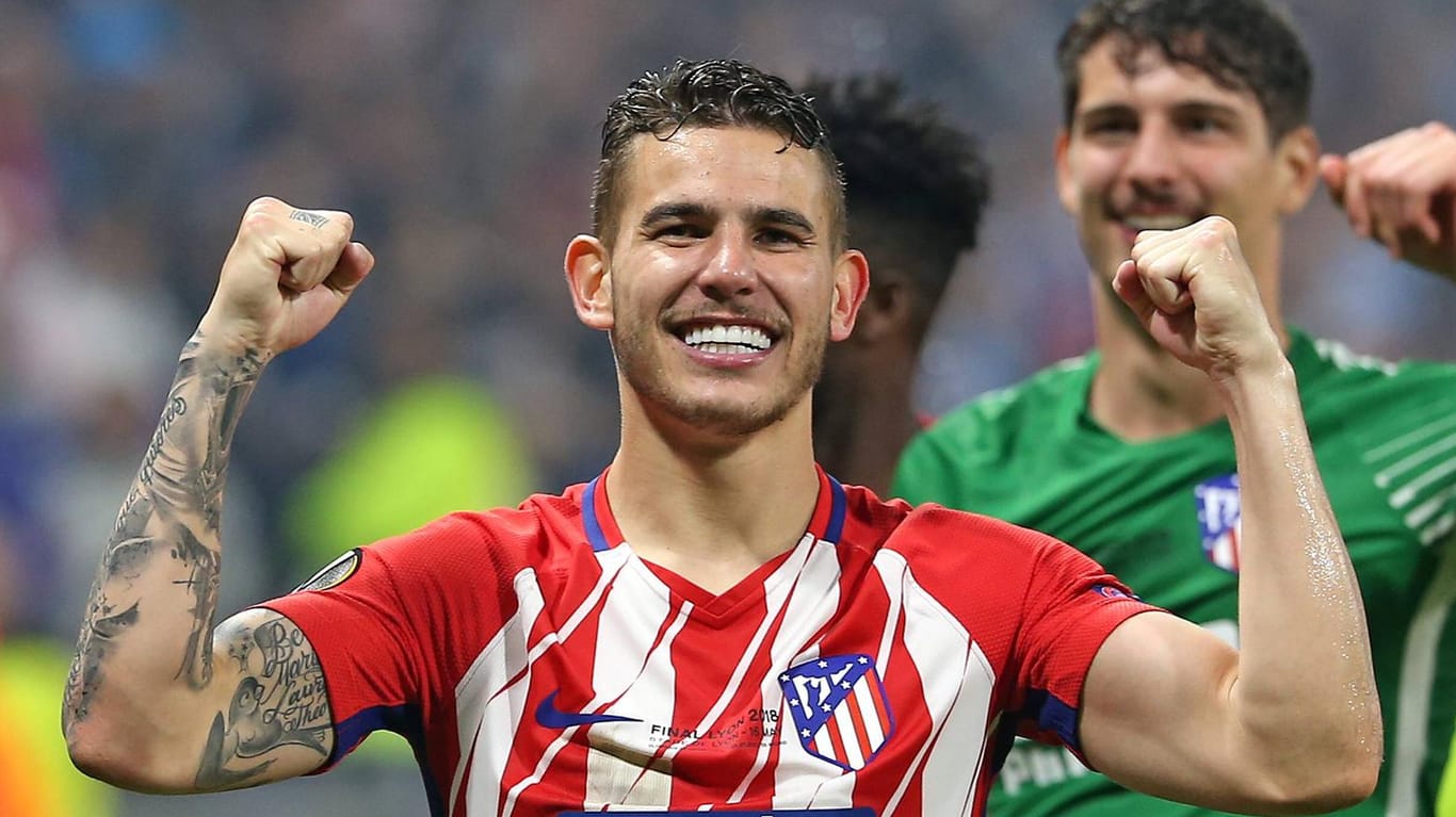 Lucas Hernandez jubelt über den Gewinn der Europa League 2018: In einem Interview spricht der Atlético-Star über seine Zukunft.