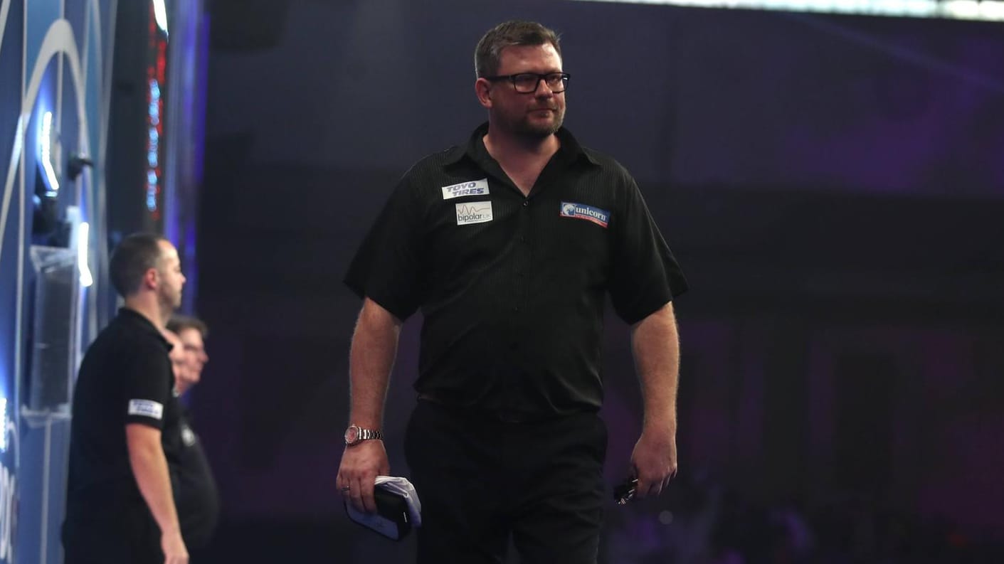 Ein geknickter James Wade: Für den Darts-Europameister war im WM-Achtelfinale Schluss.