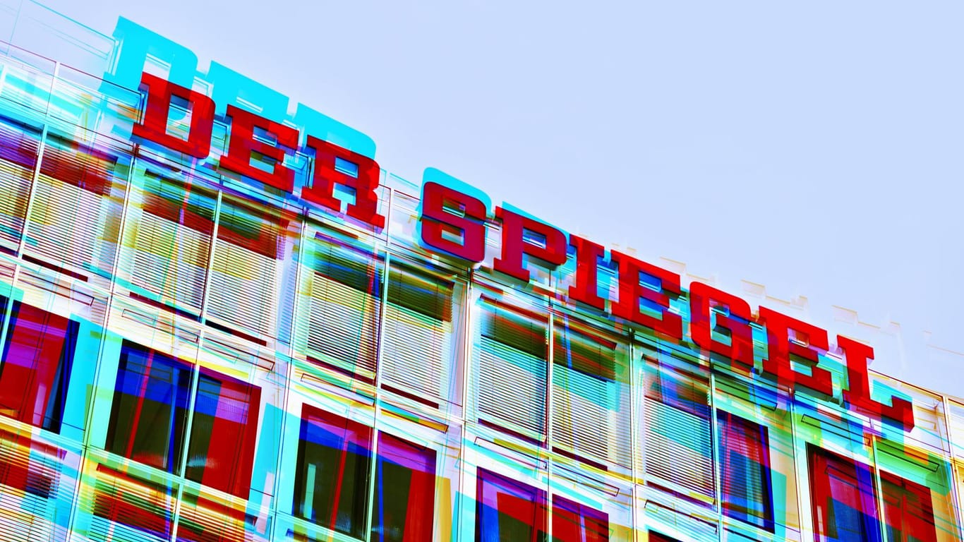 "Spiegel"-Logo am Verlagshaus in Hamburg: Mitglieder der Führungsmannschaft lassen ihre Verträge ruhen.
