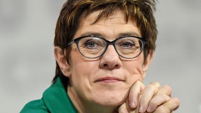 Annegret Kramp-Karrenbauer am 8. Annegret Kramp-Karrenbauer am 8.