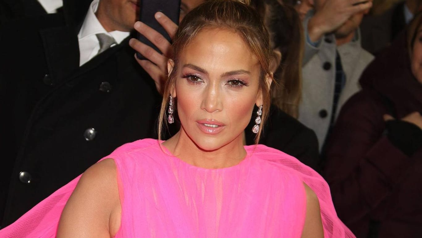 Jennifer Lopez: Die Schauspielerin zweifelt auch heute noch an sich selbst.