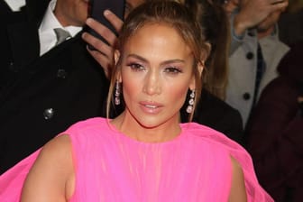 Jennifer Lopez: Die Schauspielerin zweifelt auch heute noch an sich selbst.