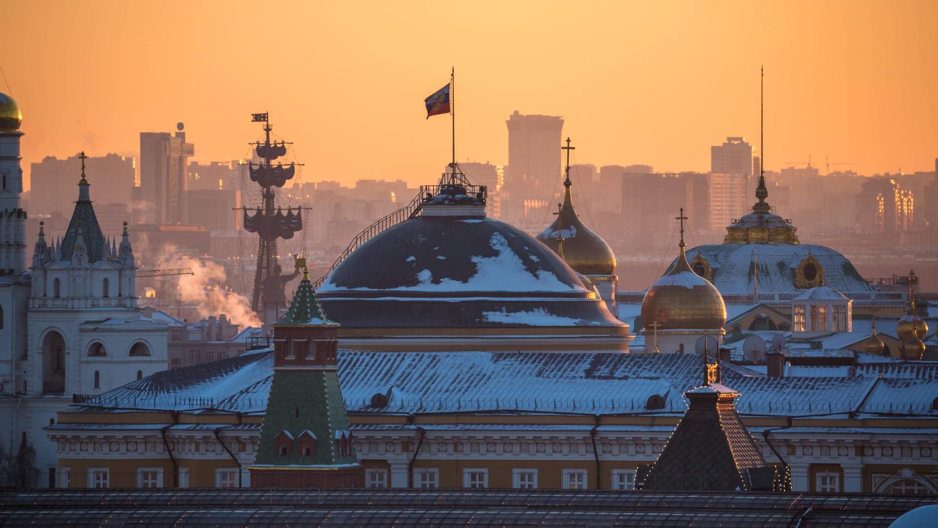 Bick auf das Senatsgebäude des Kremls in Moskau: In der russischen Hauptstadt nahmen Behörden den Verdächtigen fest.