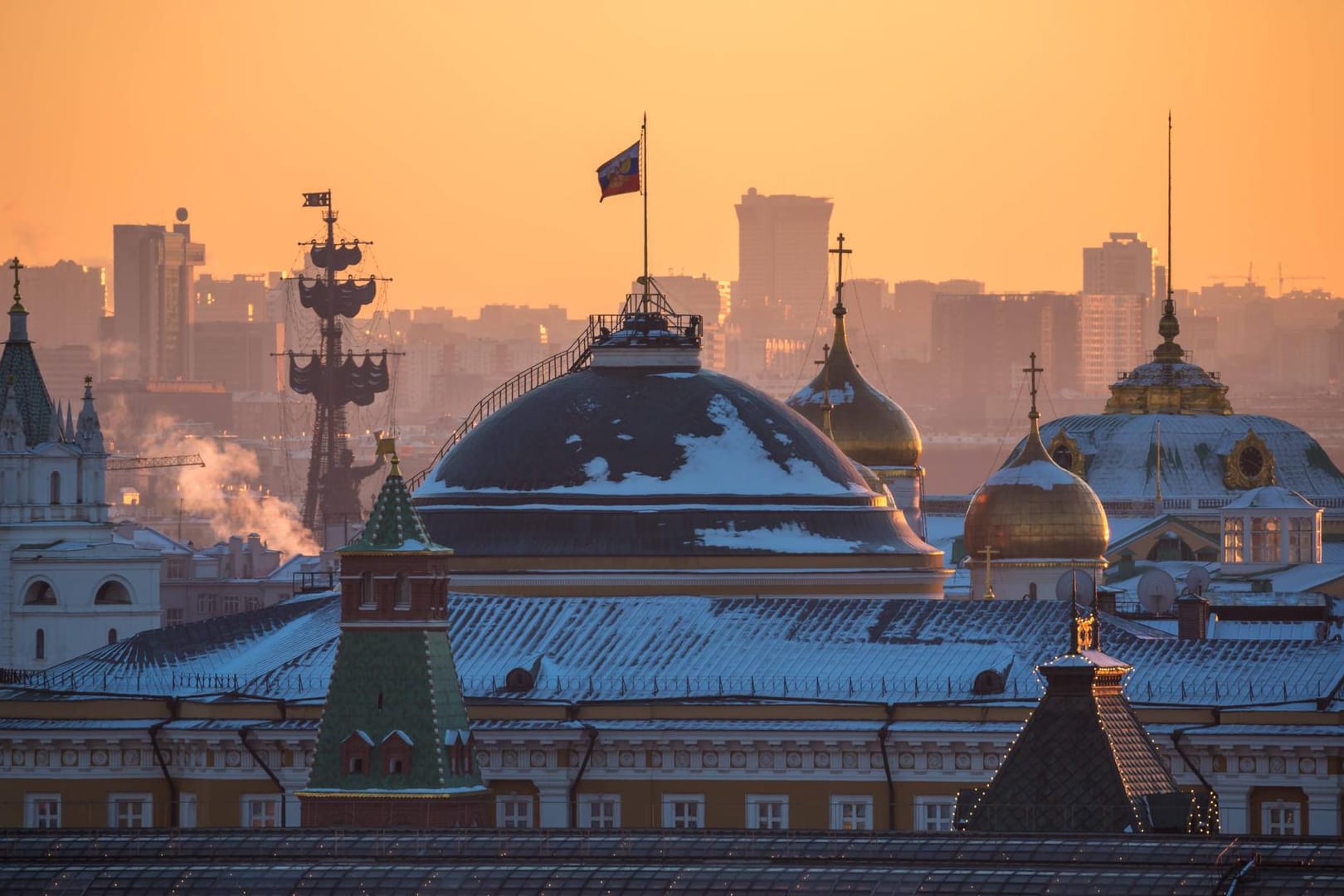 Bick auf das Senatsgebäude des Kremls in Moskau: In der russischen Hauptstadt nahmen Behörden den Verdächtigen fest.