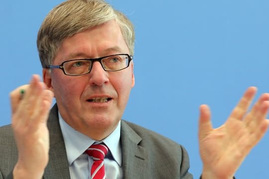 Der Wehrbeauftragte des Bundestages, Hans-Peter Bartels.