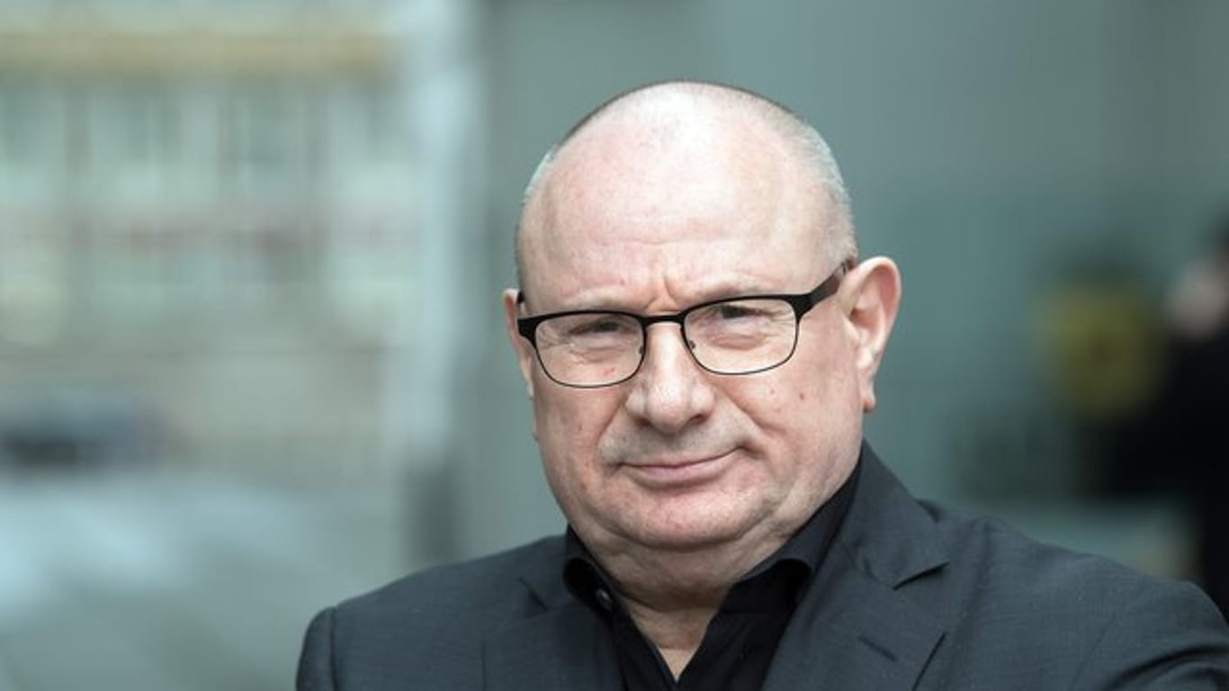 Josef Bednarski ist Vorsitzender des Konzernbetriebsrates der Deutschen Telekom AG.