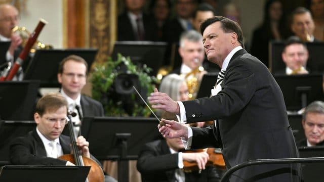 Dirigent Christian Thielemann (r.