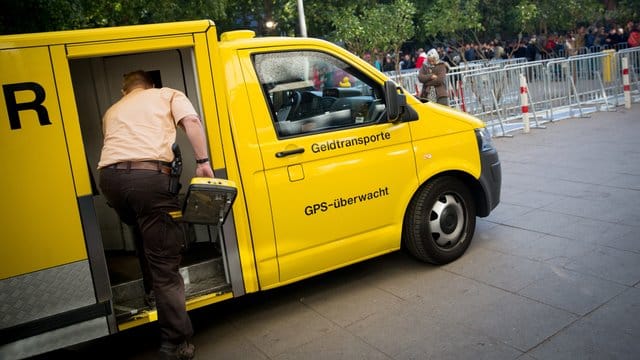 Geldtransporter Geldtransporter