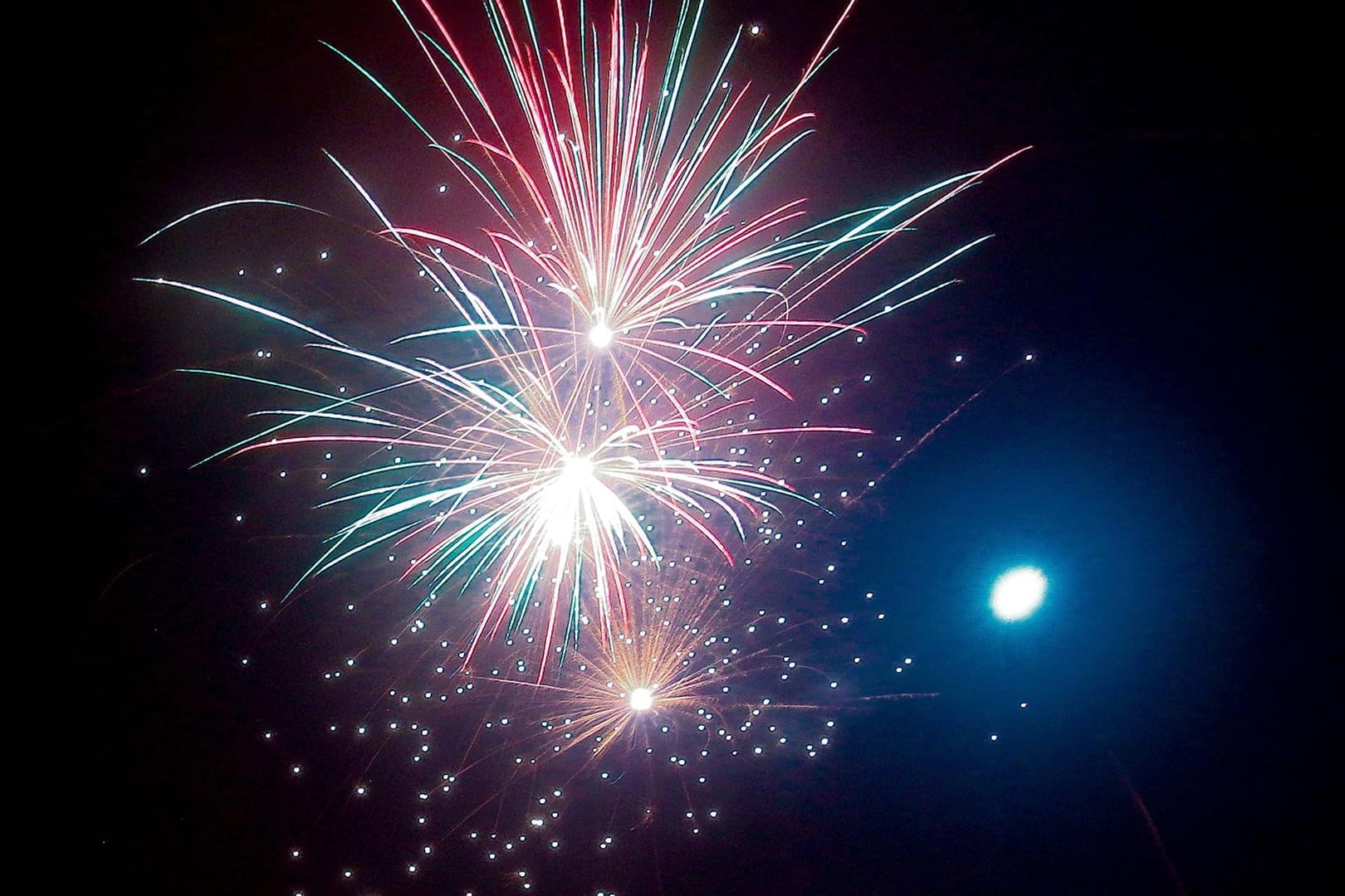 Feuerwerk: In einer deutschen Stadt war die Feinstaubbelastung zu Silvester deutlich höher als in anderen Gebieten.