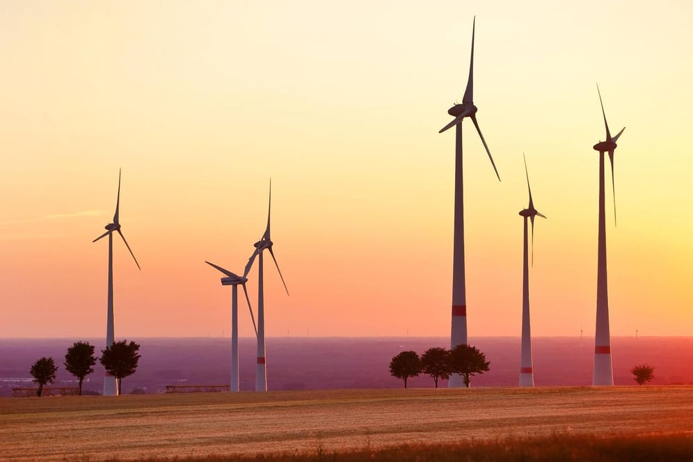 Windkraftanlagen: Der Anteil von Ökostrom am Strommix hat sich in den letzten zehn Jahren mehr als verdoppelt.