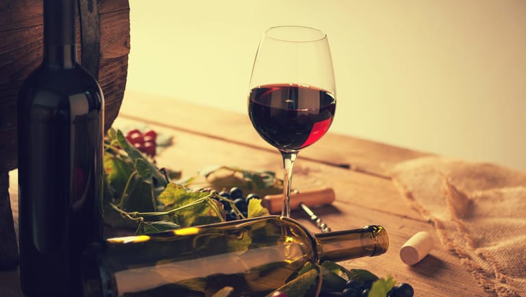 Von Dropsaver bis Leverpull: Intelligent erdachte Accessoires verschönern den Wein-Genuss.