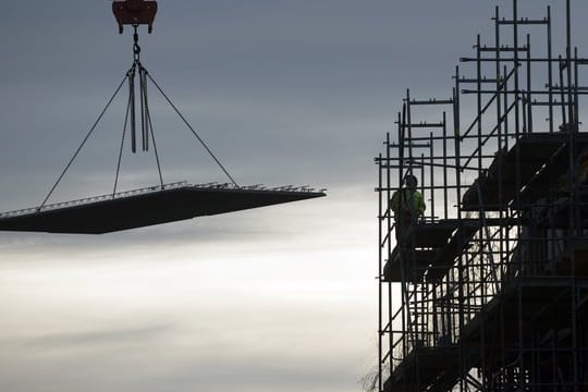 Grundstückseigentümer und Generalunternehmer sind dazu verpflichtet, Maßnahmen zu treffen, um andere vor Schäden auf einer Baustelle zu bewahren.